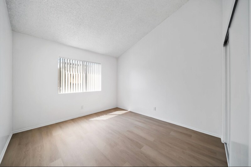 Building Photo - 1008 Rosemont Ave