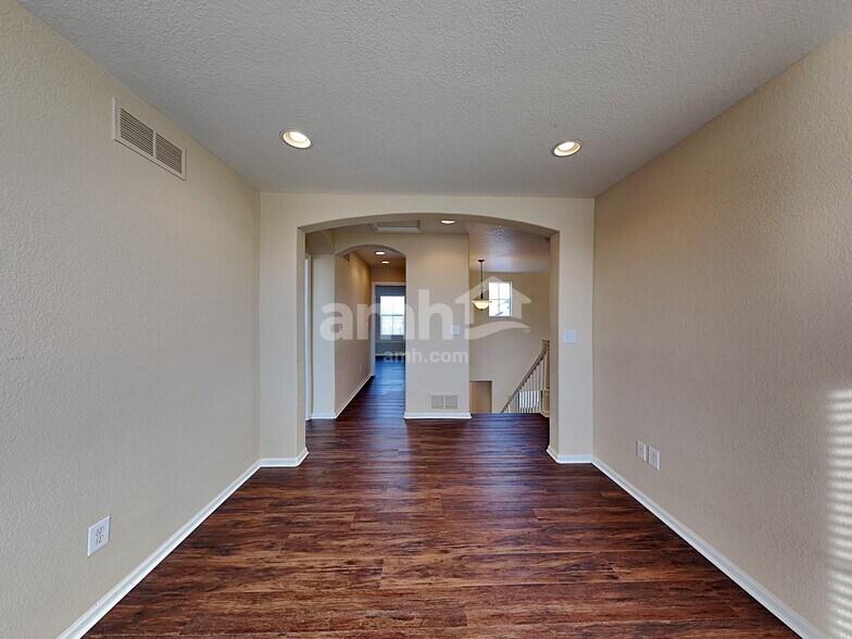 Building Photo - 17630 E 104th Pl