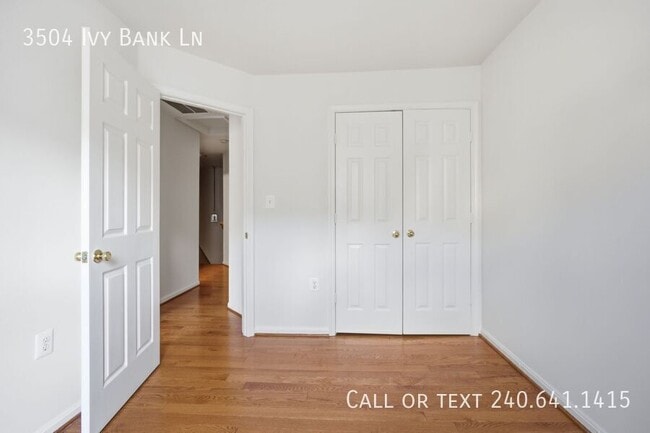 Building Photo - 3504 Ivy Bank Pl