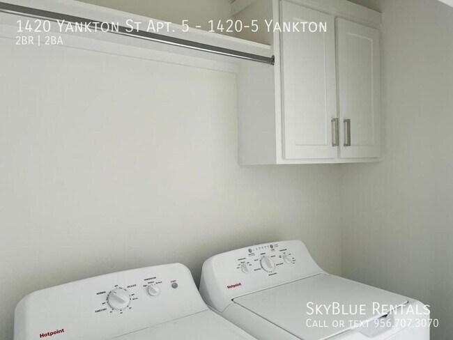 Building Photo - 1420 S Yankton St