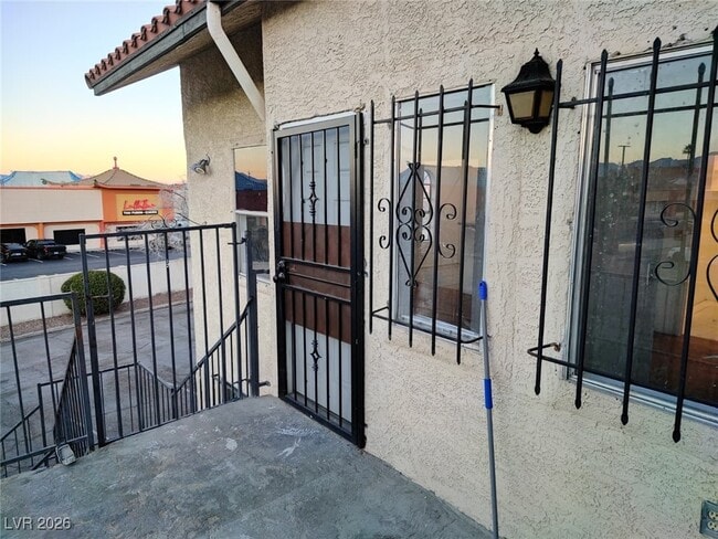 Building Photo - 3602 Gaylord Dr