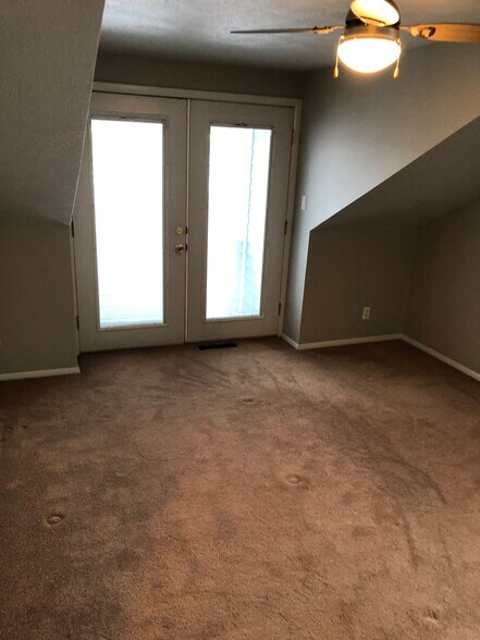 Building Photo - 2325 Sierra St