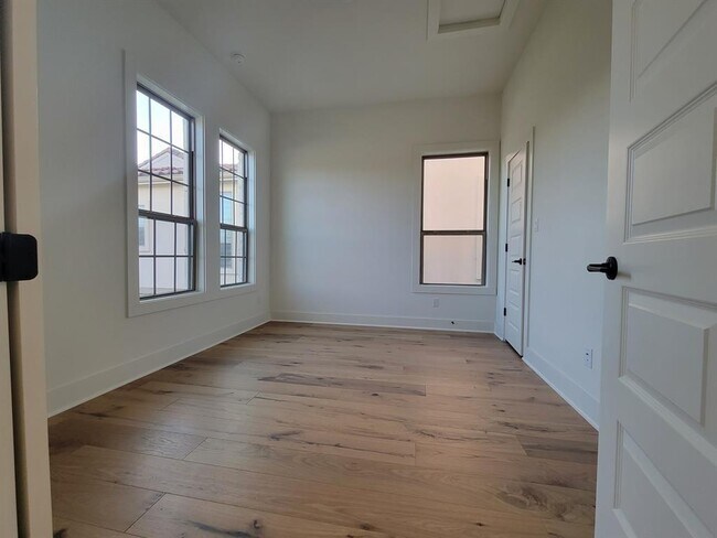 Building Photo - 4607 Flameleaf Sumac Dr