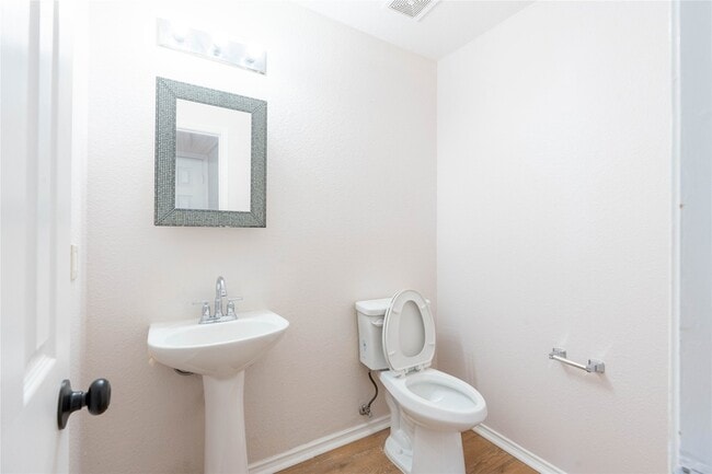 Building Photo - 14108 Silkwood Dr