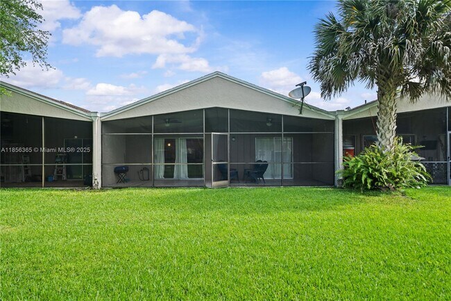 Building Photo - 15712 Woodgate Ct