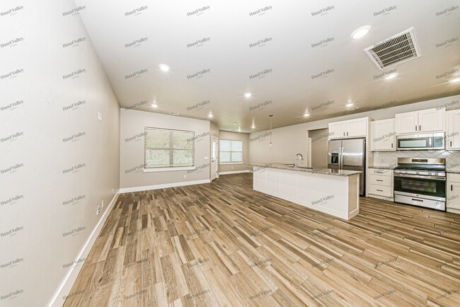 Building Photo - 3707 Black Forrest Ct