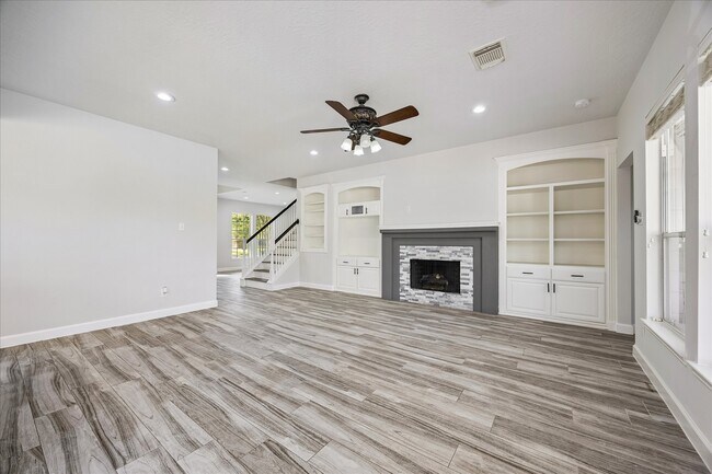 Building Photo - 3214 Trotwood Ln