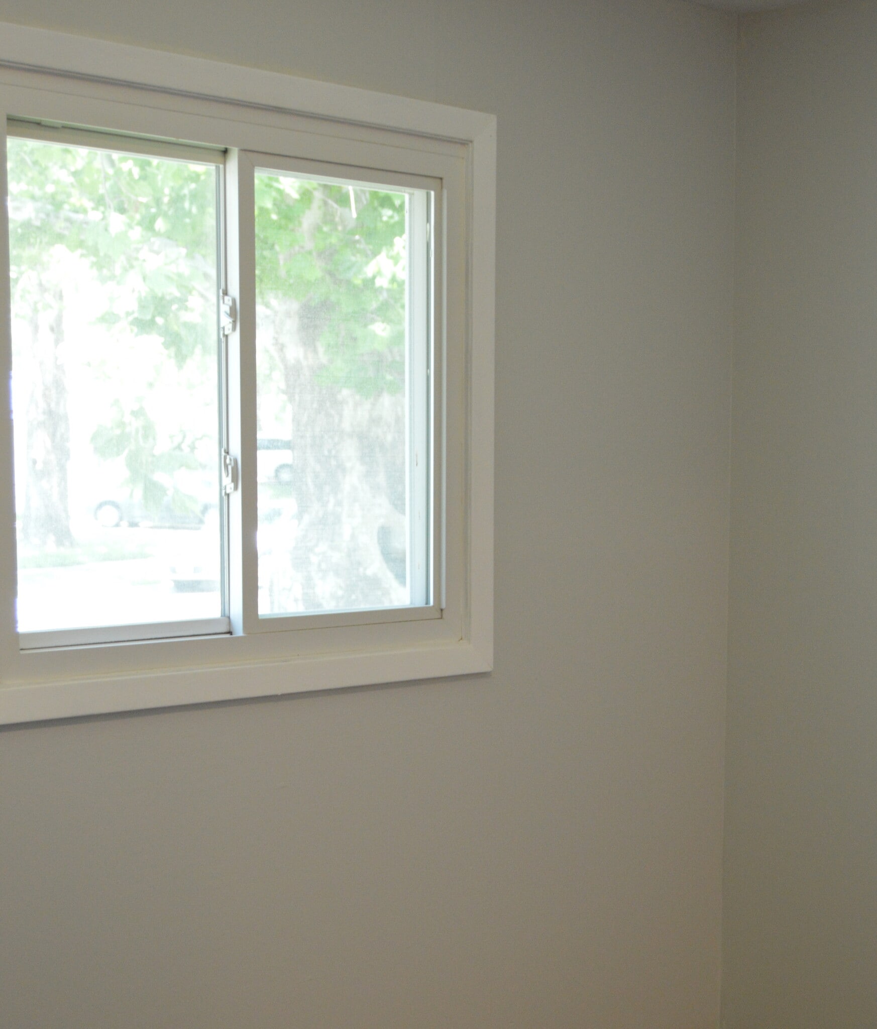 Front bedroom with big window! - 5935 Tangeman Terrace