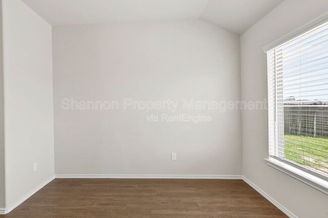 Building Photo - 363 Cumberland Forest Dr