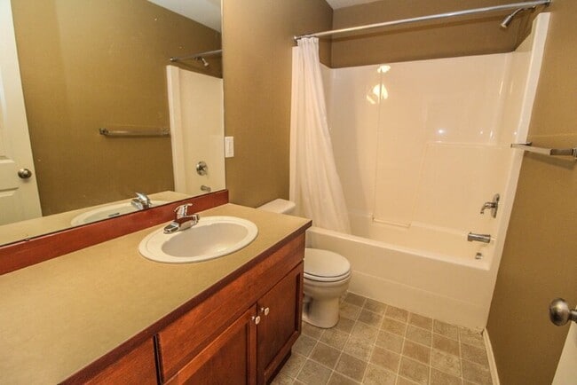 Building Photo - 2303 195th Pl SE