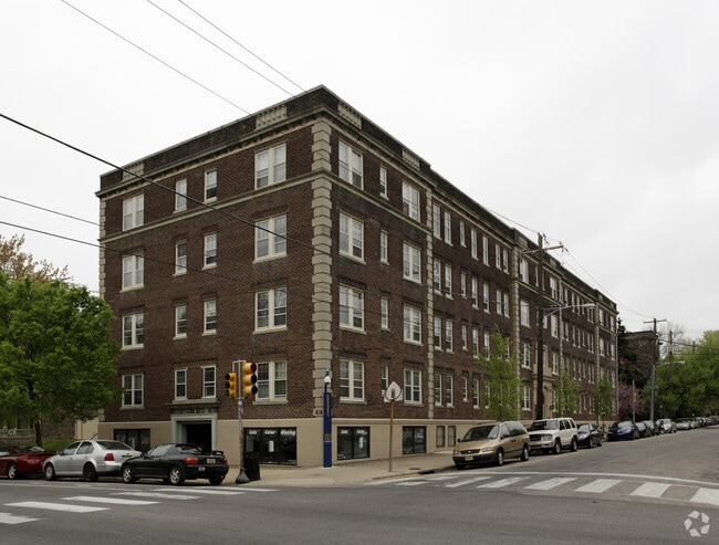 Primary Photo - Lexington Apartments
