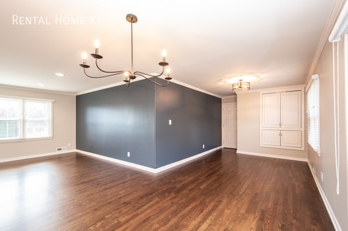 Building Photo - 6516 W 78th St