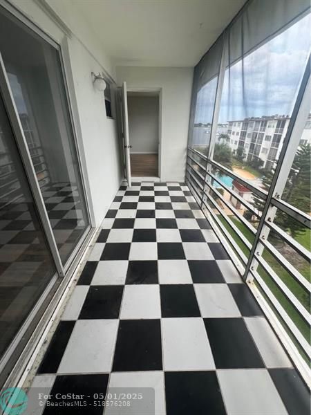 Building Photo - 4500 N Flagler Dr