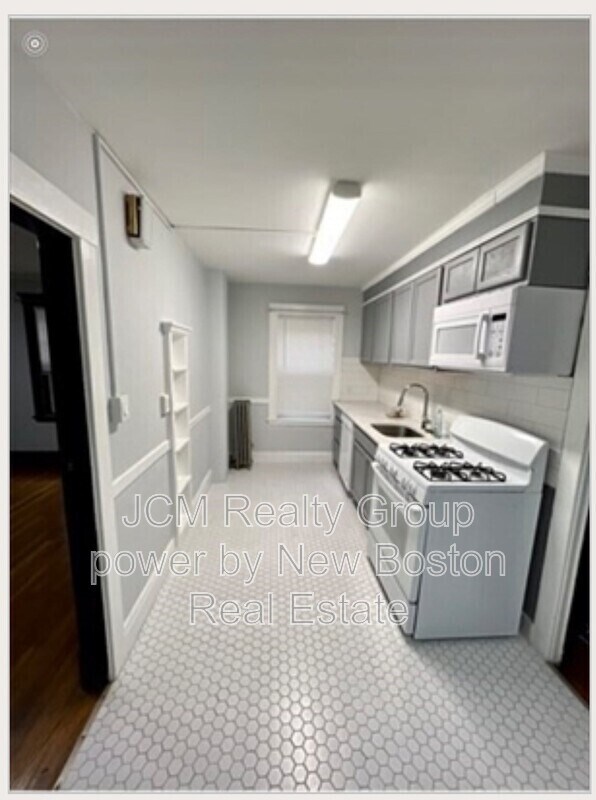 Building Photo - 264 Boston St