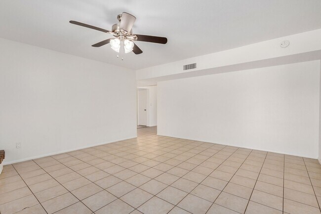 Building Photo - Huge North Scottsdale Home on 1/2 acre