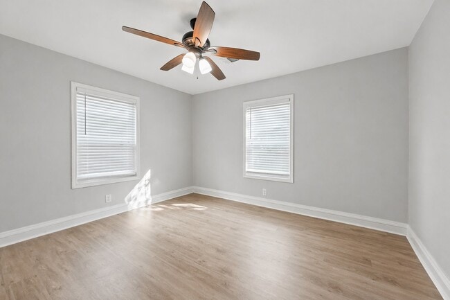 Building Photo - 3823 Florinda St