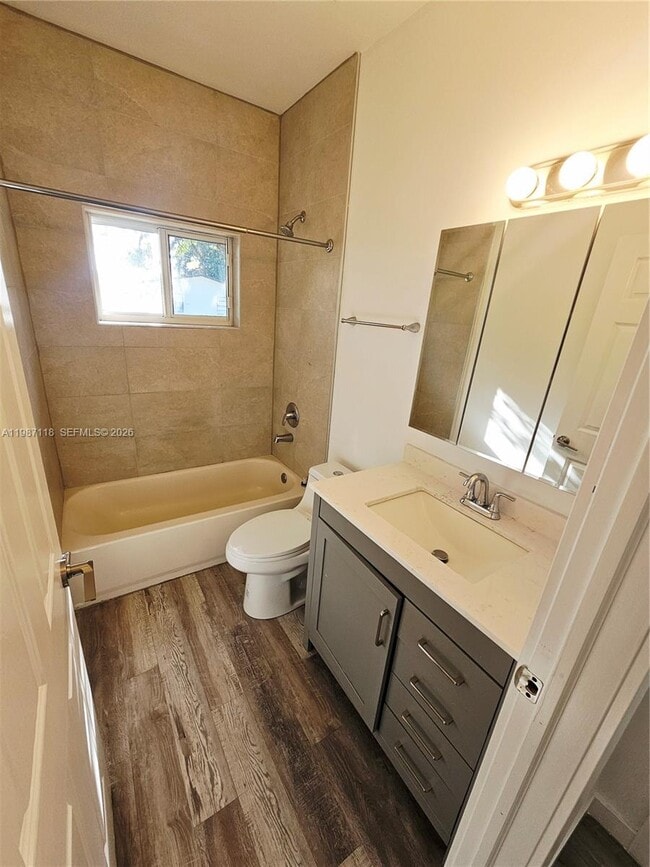 Building Photo - 127 NE 184th Terrace