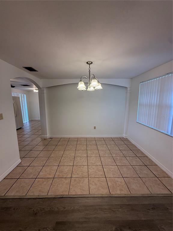 Building Photo - 3525 Springfield Dr