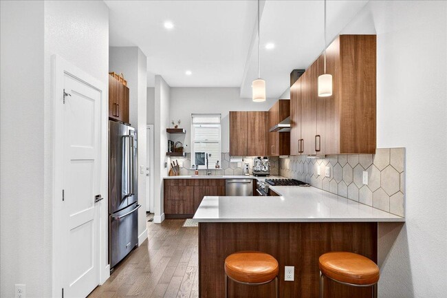 Building Photo - 2846 California St