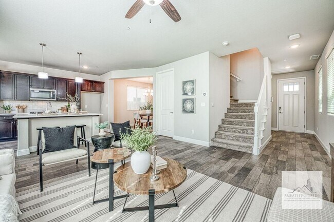 Building Photo - Stunning Granville Home in Copper River Canvas Gated Community!