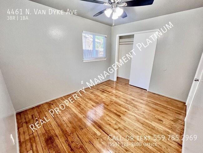 Building Photo - 4461 N Van Dyke Ave