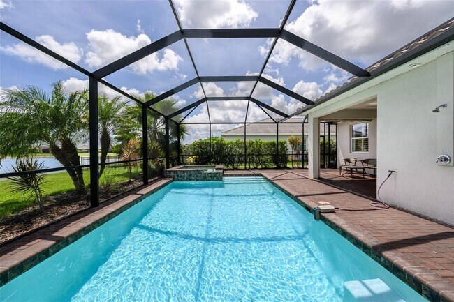 Building Photo - 15145 Spanish Point Dr