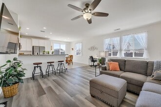 Building Photo - FULLY FURNISHED SPANISH SPRINGS HOME WITH HOT TUB & UTILITIES INCLUDED