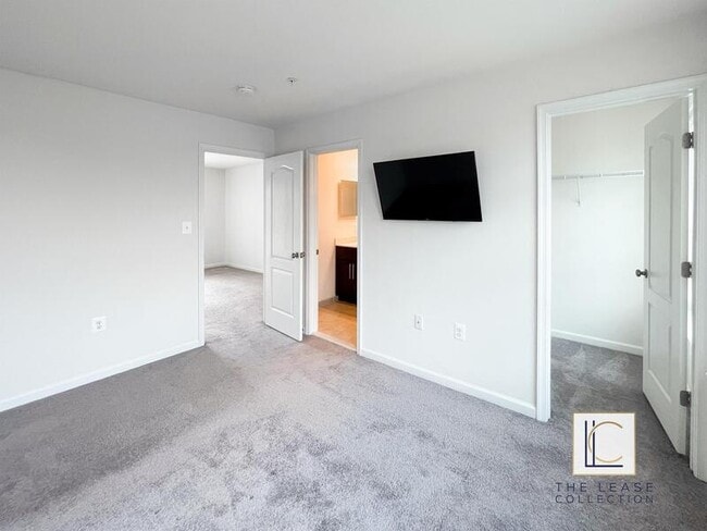 Building Photo - 9616 Wesbourne Dr
