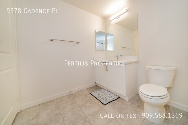 Building Photo - 9378 Cadence Pl