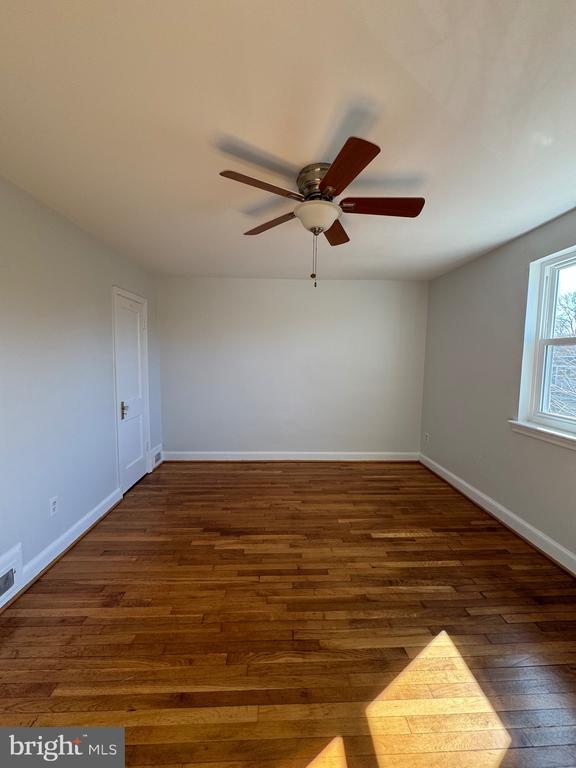 Building Photo - 206 Lynhaven Dr