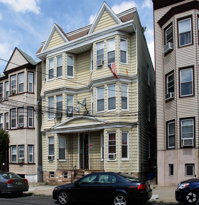 143 Johnston Ave 143 Johnston Ave Kearny NJ 07032 Apartment Finder