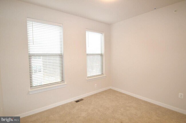 Building Photo - 13651 Innovation Station Lp