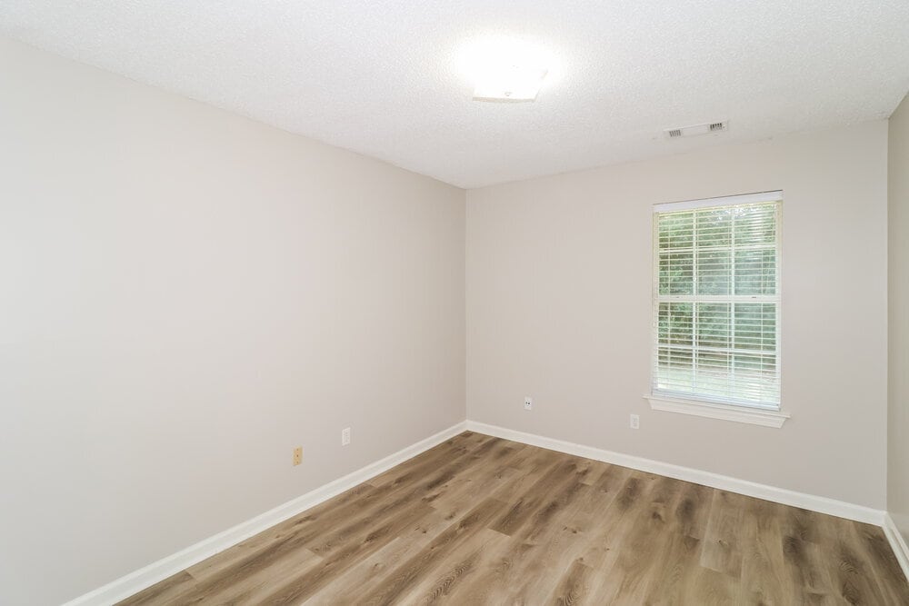Building Photo - 9441 Club Walk Ct