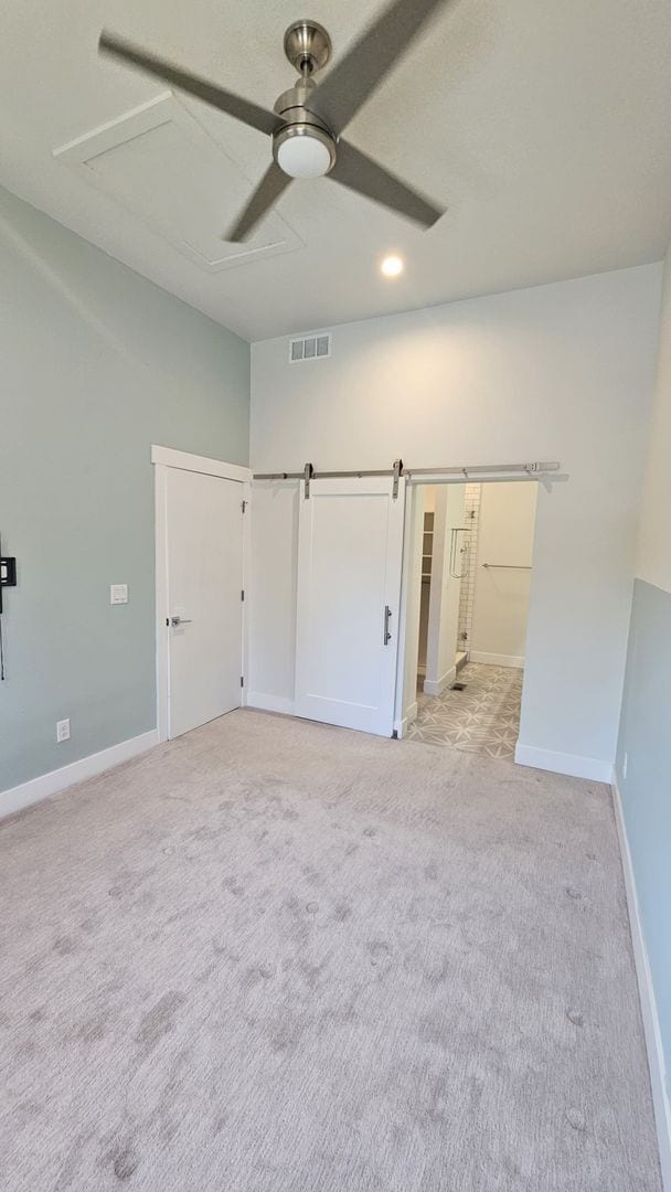 Building Photo - Modern Townhome with off street Parking in...