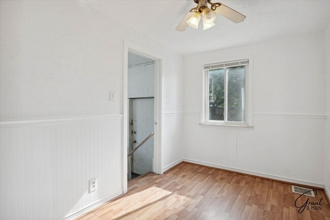 Building Photo - $1,200 - 3 Bed / 1 Bath House in Eastpointe