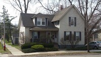 Building Photo - Royal Oak Triplex - Washington