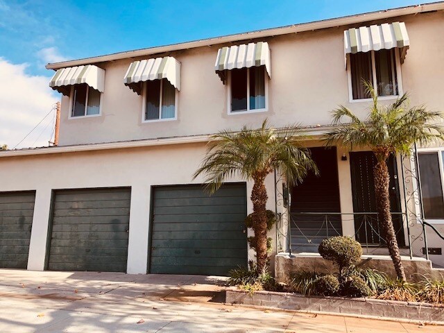 Building Photo - 112 S Chevy Chase Dr