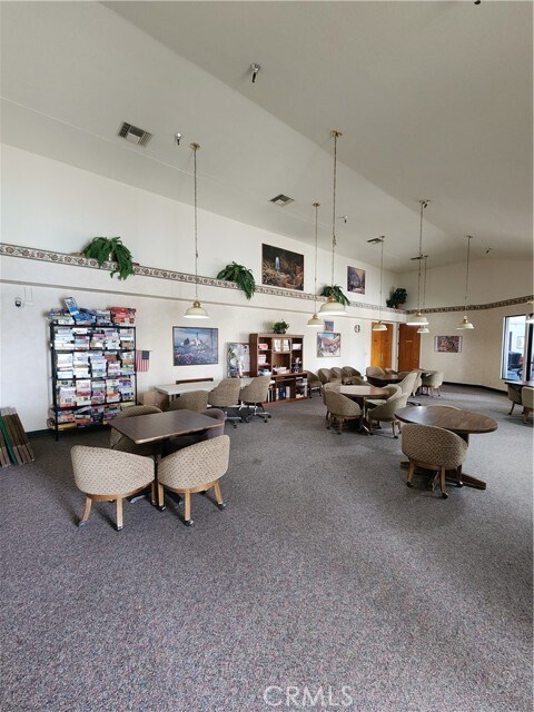 Building Photo - 1295 S Cawston Ave