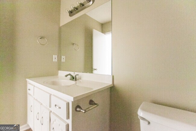 Building Photo - 2664 Windage Dr SW