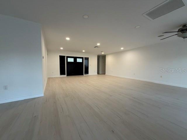 Building Photo - 605 Lotus Ln