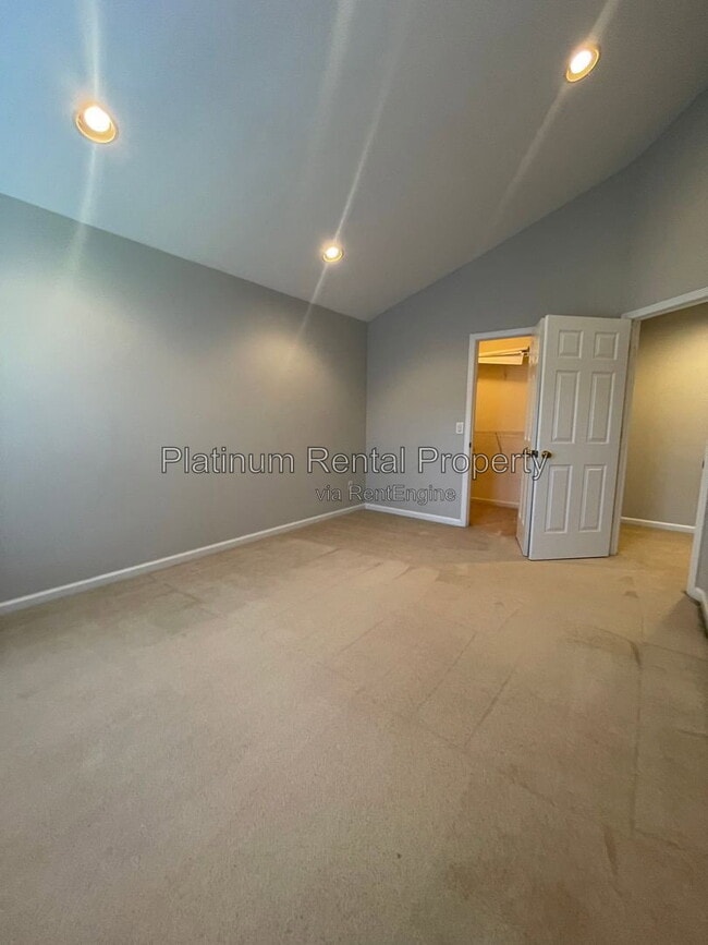 Building Photo - 720 Treadstone Ct