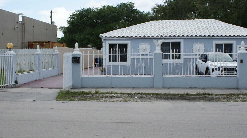 Building Photo - 2240 NW 90th St