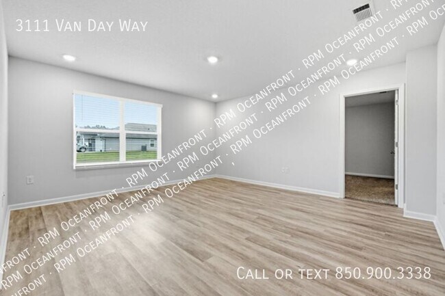 Building Photo - 3111 Van Day Way
