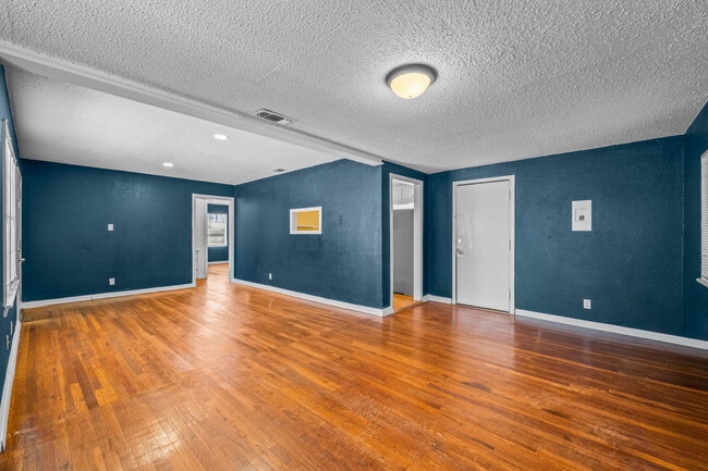 Building Photo - 2605 41st St