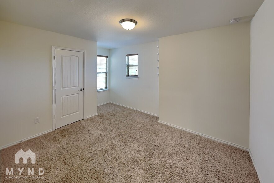 Building Photo - 1125 Sampley Ln