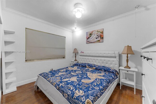 Building Photo - 28 Almeria Ave