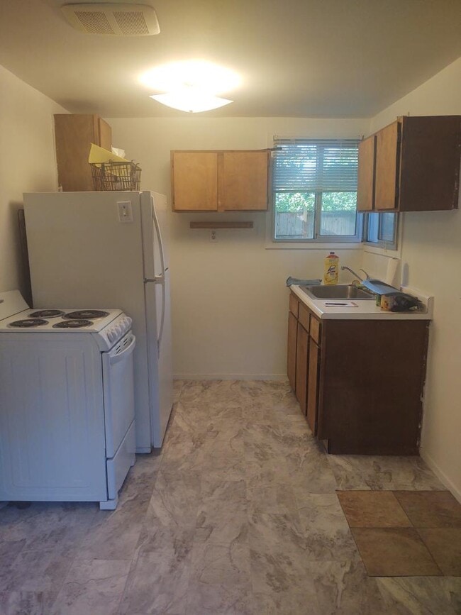 Building Photo - 14514 Evanston Ave N