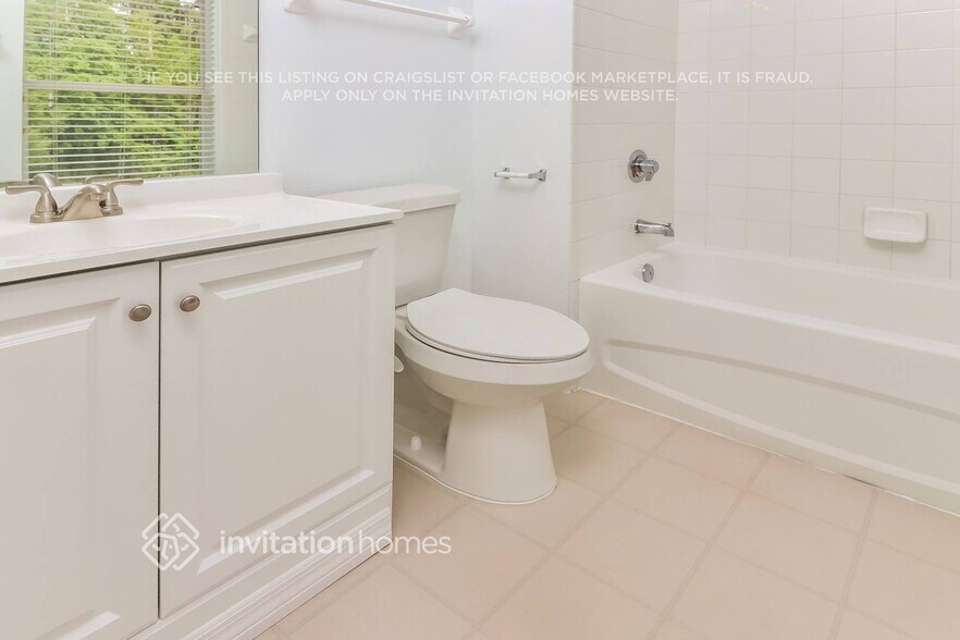 Building Photo - 1220 Charlesworth Dr