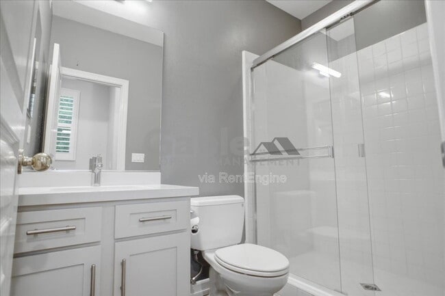 Building Photo - 26925 Carmelita Dr
