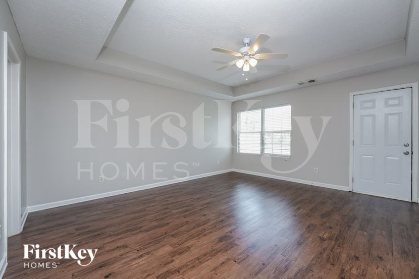 Building Photo - 526 George Tate Dr